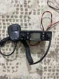 Рация в хорошем состояние 
Стоял в минивене