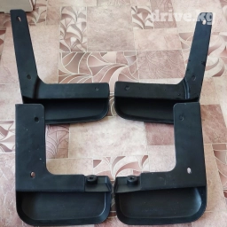 Брызговики на камри