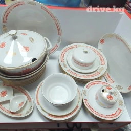 Сервиз ЧЕХОСЛОВАКИЯ Столовый 1970г. "Богемия" Фарфор в золоте, на 34