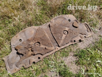 Хонда Стрим. 
Honda Stream.
обшивка капота, обшивка багажника