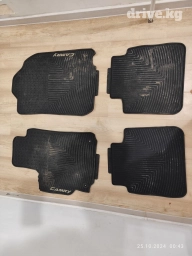 Продаю родные полики Тойота Камри 50, цвет- черный,б/у