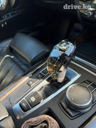 Продаю накладку на ручку АКПП. Вид хрусталика. Модифицированная