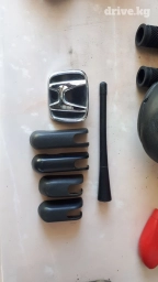 Заглушки на задний дворник на автомашину Хонда