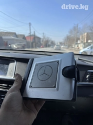 Для ценителей 
Для классики и свойств я души. Мерседес