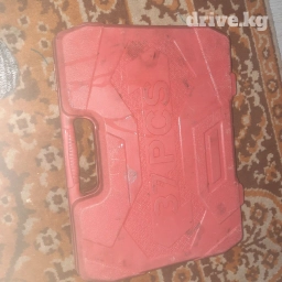Ящик кейс для ключей и головок. б.у,одна защелка сломана.обмен на