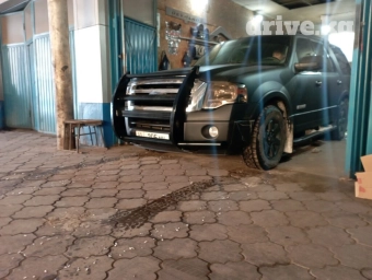 Изготавливаем на заказ ; крепления под запаску( калитка),дуги для