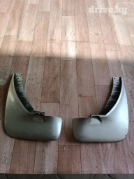 Юбка заднего бампера Mazda, цвет - Серебристый