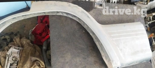 Левый порог Mitsubishi, 1996 г., цвет - Серебристый, Б/у, Самовывоз, Платная доставка