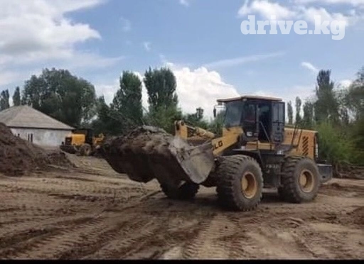 Экскаватор