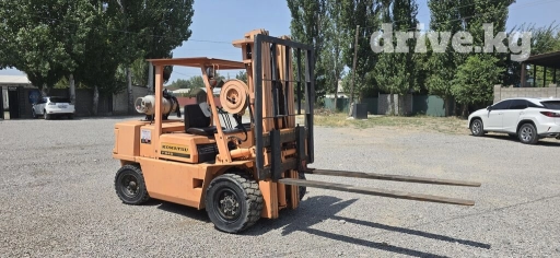 Погрузчик, Komatsu, Колесный, Вилочный