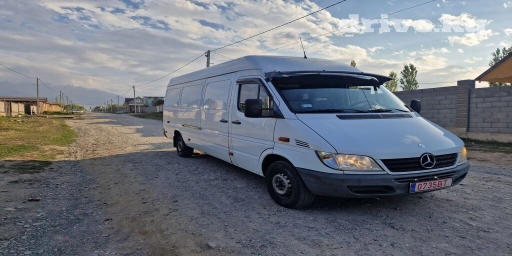 Легкий грузовик, Mercedes-Benz, Б/у