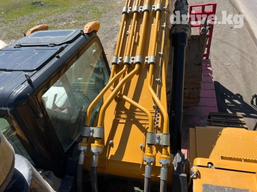 Экскаватор