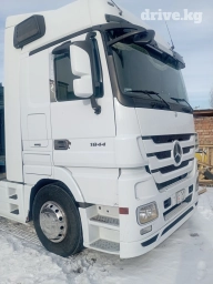 Тягач, Mercedes-Benz, 2011 г.