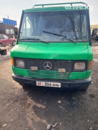 Легкий грузовик, Mercedes-Benz, Дубль