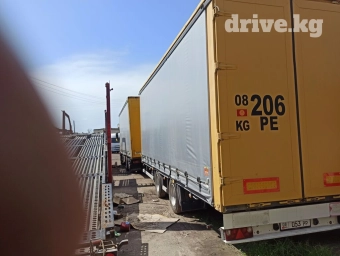 Прицеп, Тентованный, Б/у