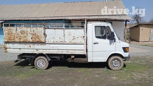 Легкий грузовик, Mercedes-Benz, Стандарт, 3 т, Б/у