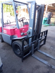 Погрузчик, 2012 г., Колесный, Вилочный