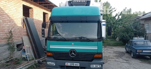 Грузовик, Mercedes-Benz, Б/у