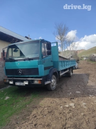 Грузовик, Mercedes-Benz, Б/у