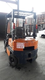 Погрузчик, 2011 г., Колесный, Вилочный