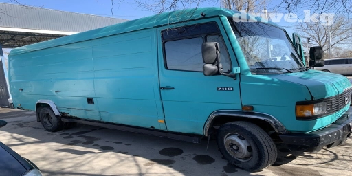 Грузовик, Mercedes-Benz, Стандарт, 7 т, Б/у