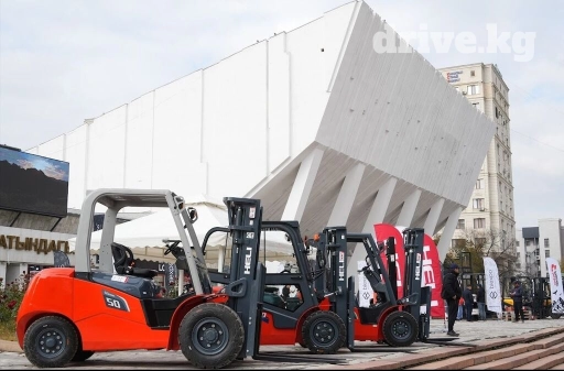 Погрузчик, 2024 г., Колесный, Вилочный