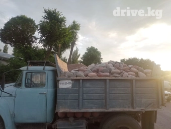 Доставка щебень гравий песок чернозём перегной камень.вывоз строй