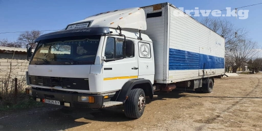 Грузовик, Mercedes-Benz, Стандарт, 7 т, Б/у