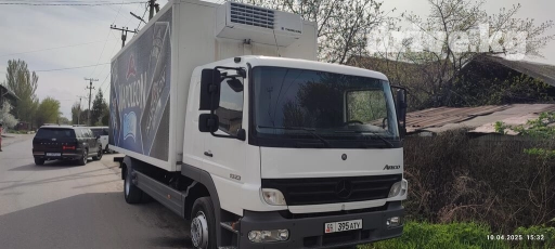 Грузовик, Mercedes-Benz, Б/у