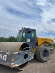 Дорожный катка, виброкатка Sinomach LSS2502 Год выпуска: 2015 Цена