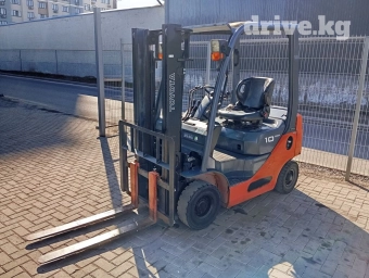 Погрузчик, Toyota, 2009 г., Колесный, Вилочный