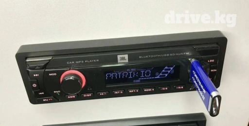 Автомагнитола JBL CELEBRITY 100 Магнитола- cтандартный размер 1DIN