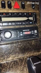 Б/у, 1-DIN, 4 ", Без системы, 1 ГБ ОЗУ