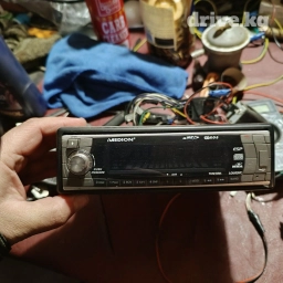 Б/у, 1-DIN, Без системы