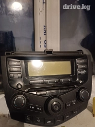 Б/у, 1-DIN, Без системы, Без оперативной памяти ГБ ОЗУ, Без встроенной памяти Гб ПЗУ