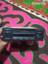 Б/у, 1-DIN, Без системы