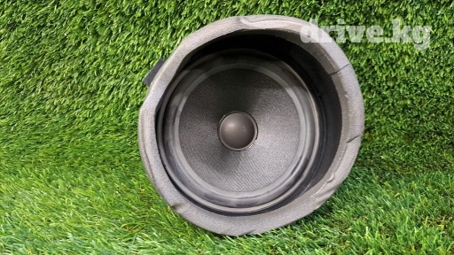 Динамик передний правый Е53 8 379 568 Год 2005 В отличном