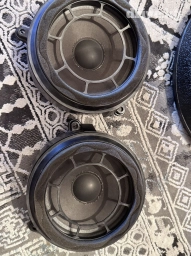 Динамик на Мерседес оригинал состояние отличное