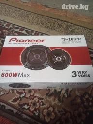 Продаю динамики абсалютно новые не пригодились авто продал