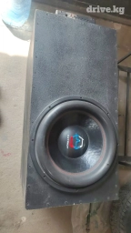 Продаю сабвуфер состояние хорошее играет на все 100 есть торг