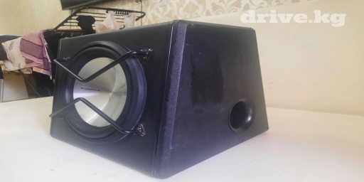 Меняю на телефон находится в карабалте все работает идиально это не