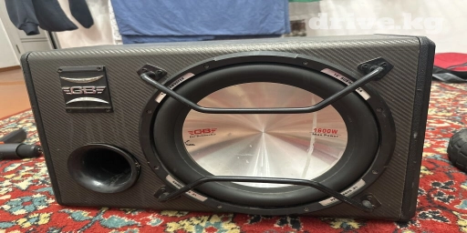 Продам саб хорошем состоянии отличная цена