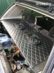 Динамики сони ориг В месте с полкой на гольф 3 #полка багажника