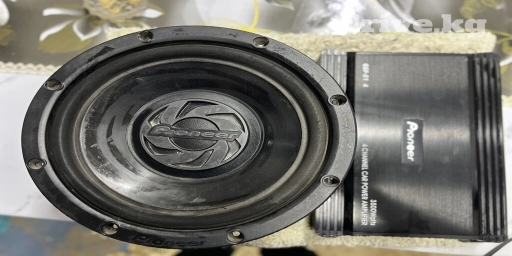 Продам саб Pioneer с усилителем, без короба! 8OOO сом, качает хорошо