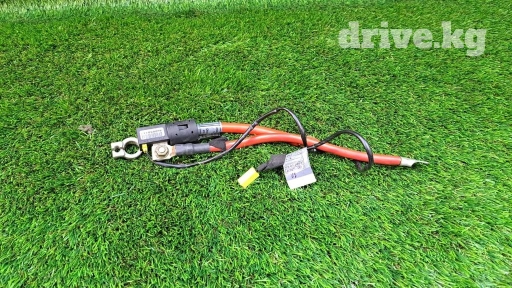 Клемма аккумулятора Е53 8 387 231 Год 2003 В отличном состоянии