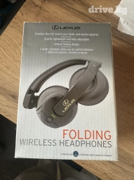 Продаю наушники Lexus. Комплектные именно для использования в машине