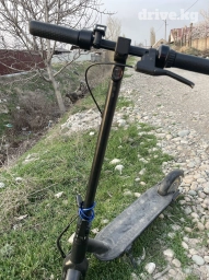 Срочно продаю срочно торг есть Электросамокат Найнбот G30 заряд на