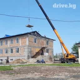 Услуга Автокран грузоподёмносьт крана 25тонн Длина стрелы 30 метр