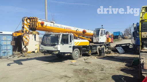 Кран | Стрела 38 м. 25 т | Борт 2 кг