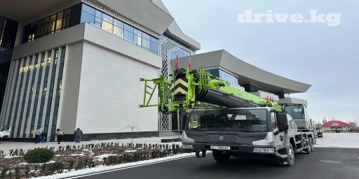 Кран | Стрела 66 м. 80 т | Борт 25 кг